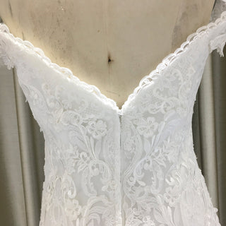 Classic Lace Mermaid Wedding Dress with Off the Shoulder for Elegant Brides - Rosymae