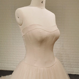 Classic Scoop Neckline A-line Tulle Wedding Dress with 3D Flowers - Rosymae