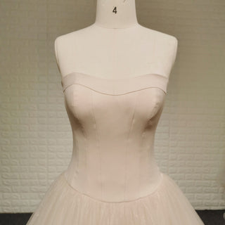 Classic Scoop Neckline A-line Tulle Wedding Dress with 3D Flowers - Rosymae