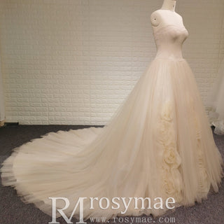 Classic Scoop Neckline A-line Tulle Wedding Dress with 3D Flowers - Rosymae