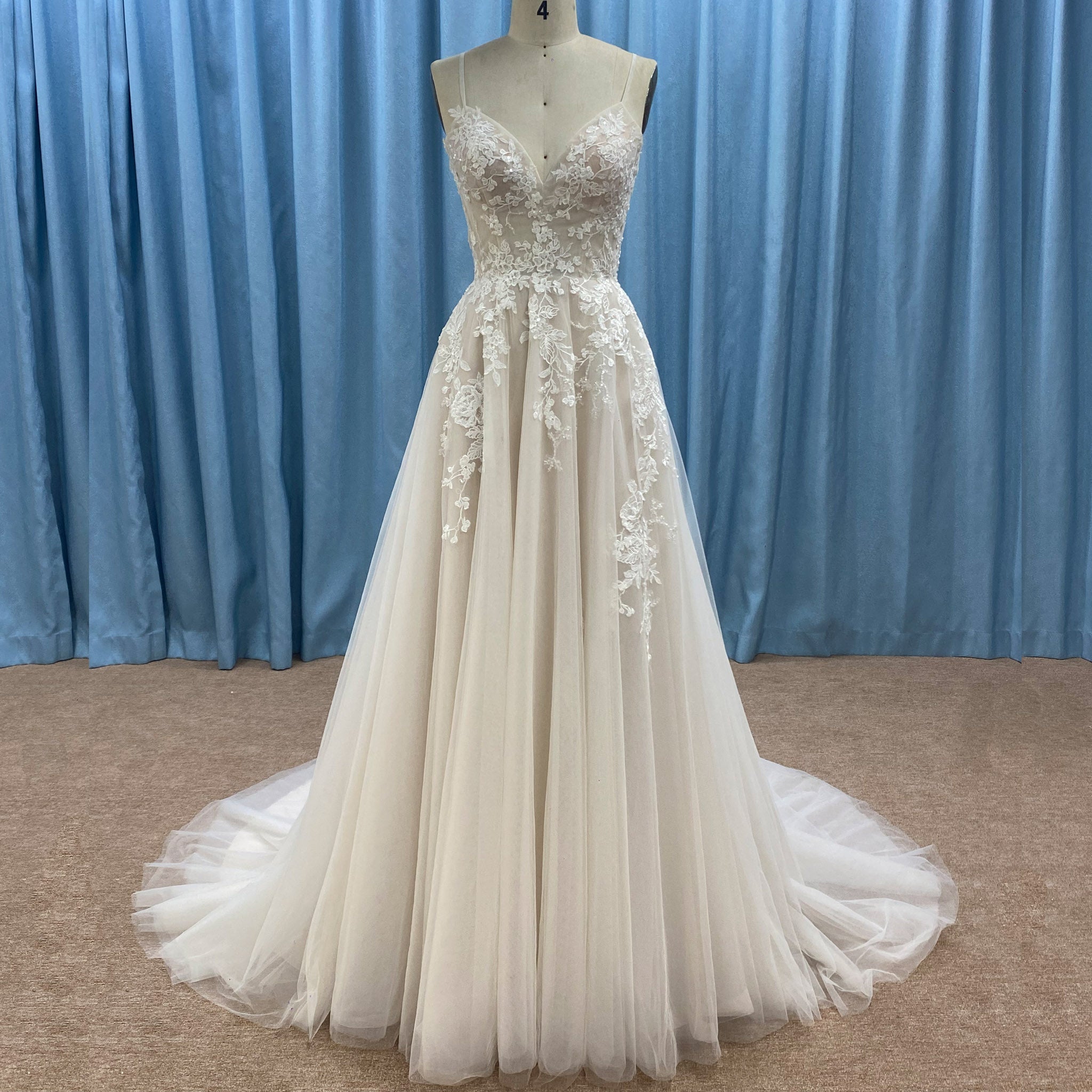 Classic Sheath Tulle Lace Vneck Wedding Dress with Spaghetti Straps - Rosymae