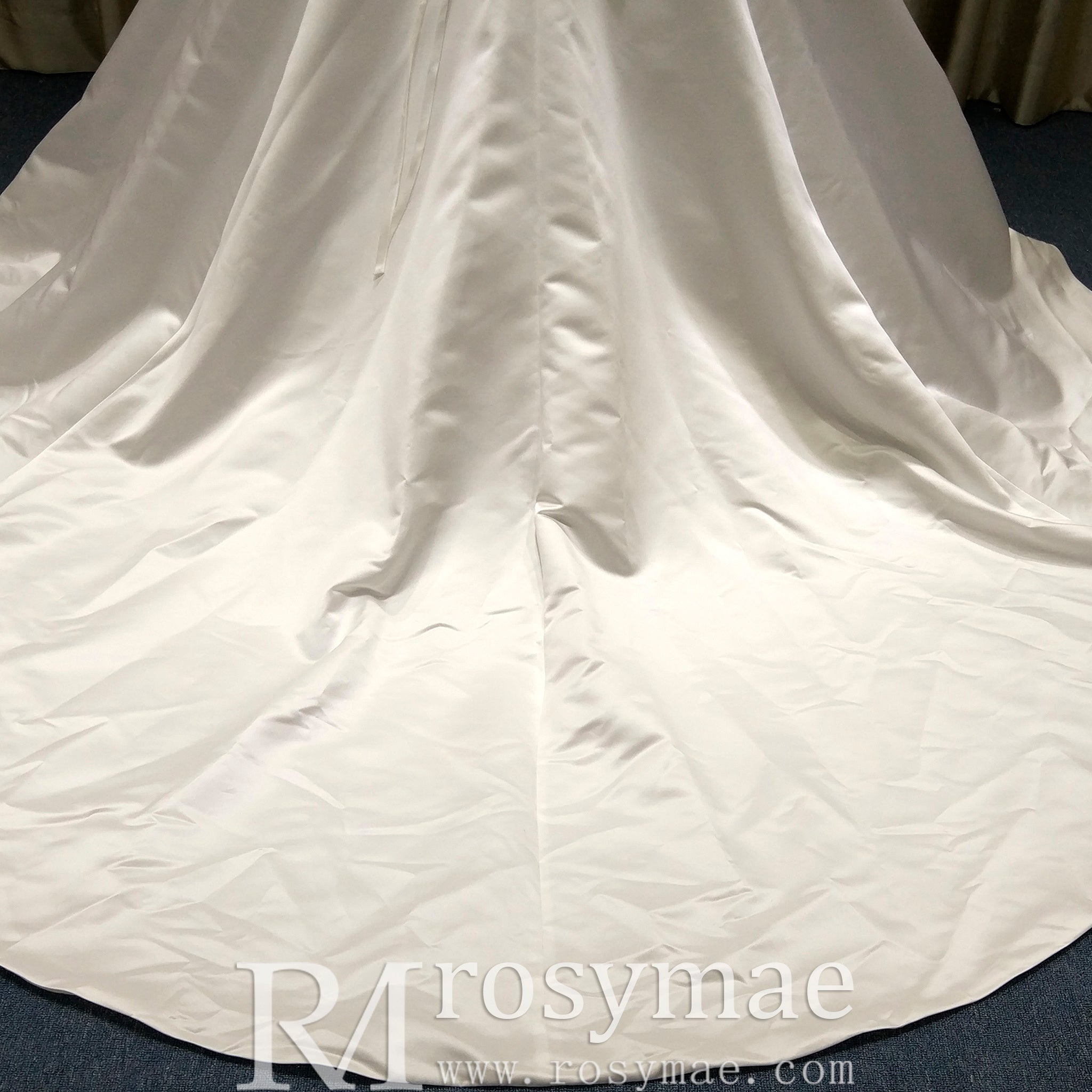 Classic Simple Curve Neckline Satin Wedding Dress with A-line - Rosymae