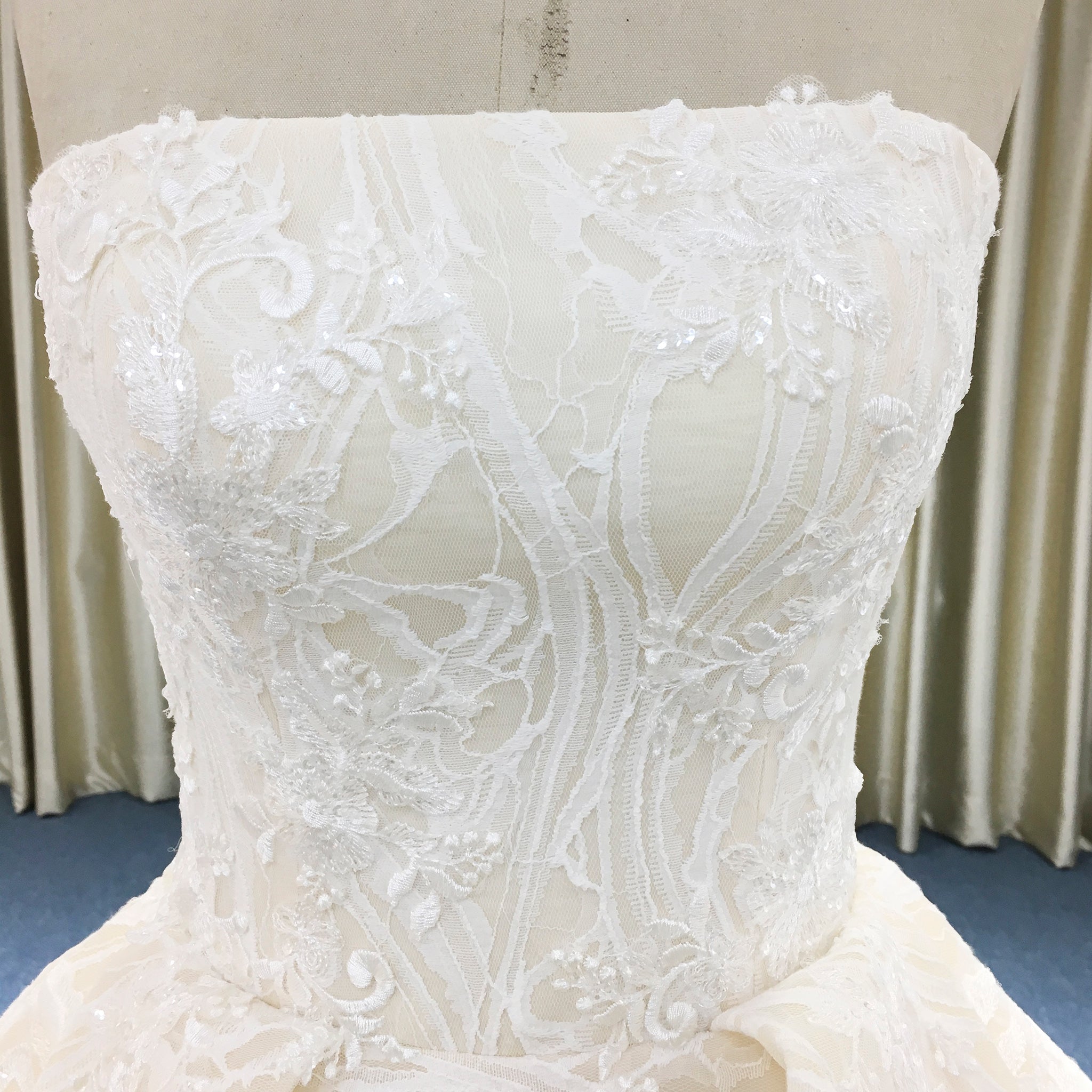 Classic Strapless Ruffle Champagne Wedding Dress with Straight Neck - Rosymae