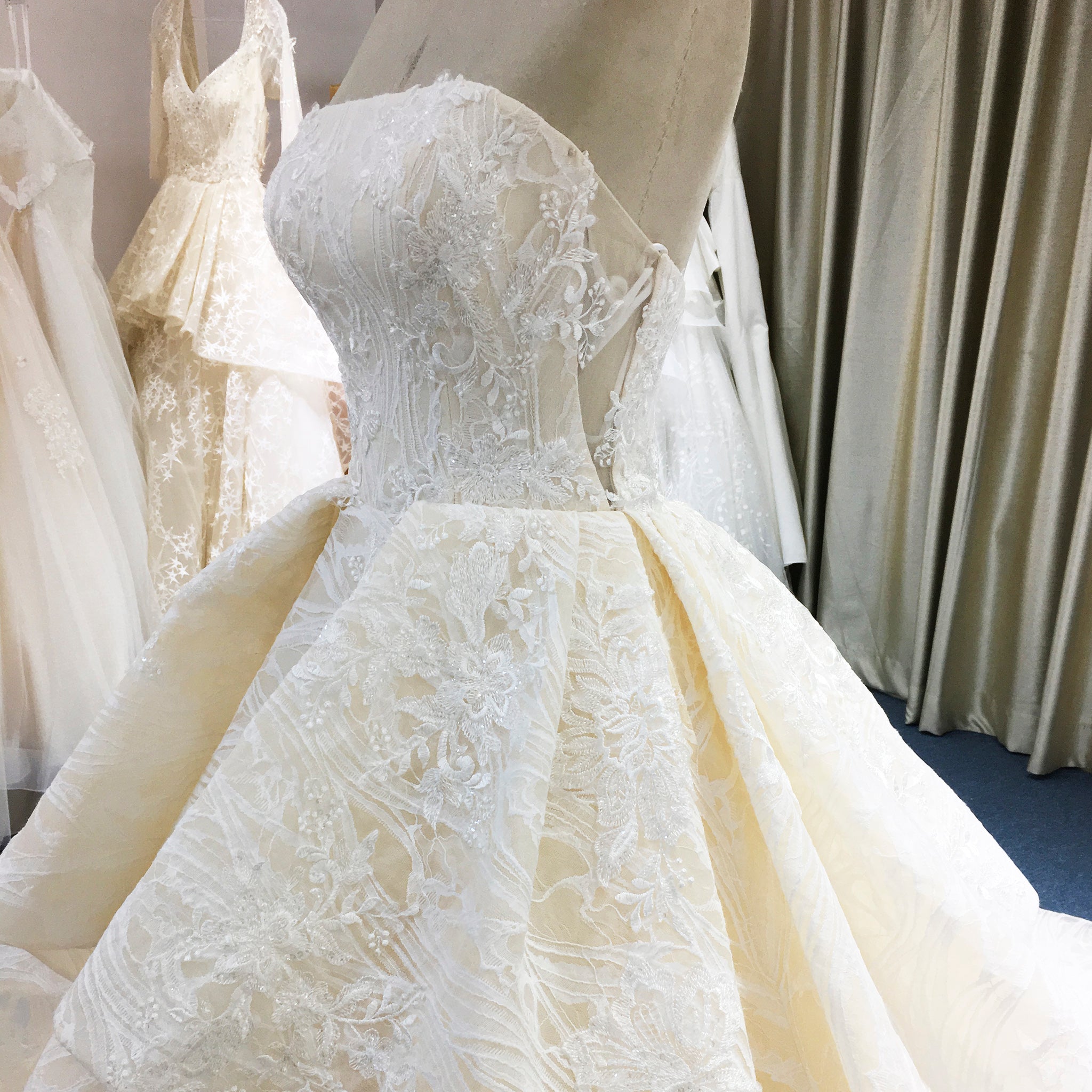 Classic Strapless Ruffle Champagne Wedding Dress with Straight Neck - Rosymae