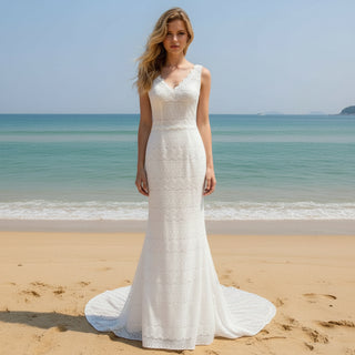 Vintage-inspired Scalloped V-neck Lace Trumpet Bridal Wedding Dress