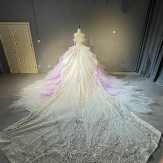 Colored Big and Puffy Skirt Wedding Dress with Long Train