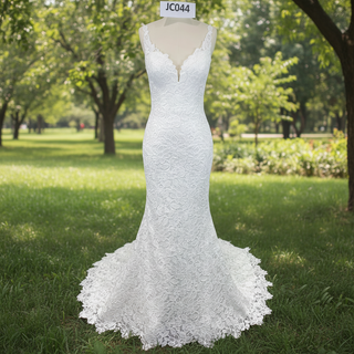 Elegant Multi-Lace Tank V-Neck Mermaid Wedding Dress