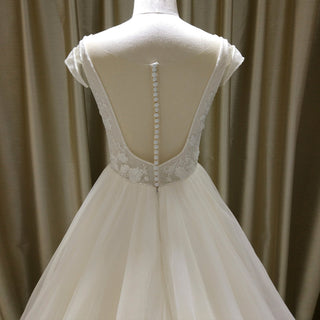 Elegant A-line Flowy Wedding Dress with Cap Sleeve for Beach - Rosymae