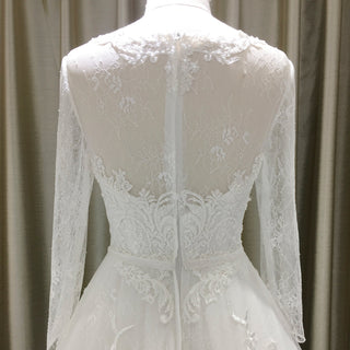 Elegant A-line Soft Tulle Lace Wedding Dress with Long Sleeve - Rosymae