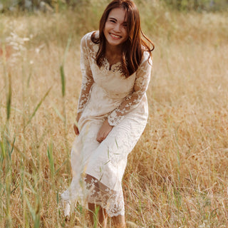 Elegant Bohemian-style Lace Midi Wedding Dress with Long Sleeve - Rosymae