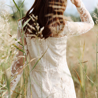 Elegant Bohemian-style Lace Midi Wedding Dress with Long Sleeve - Rosymae