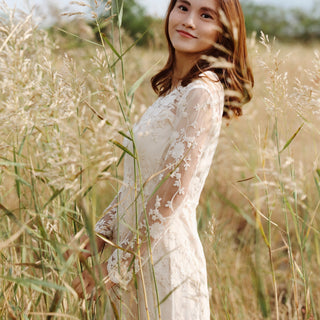 Elegant Bohemian-style Lace Midi Wedding Dress with Long Sleeve - Rosymae