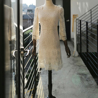 Elegant Cream Scalloped Neckline 3D-printed lace 3/4 sleeve Wedding dress - Rosymae