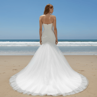 Elegant Figure-flattering Pleated Tulle Plus Size Trumpet Wedding Dress - Rosymae
