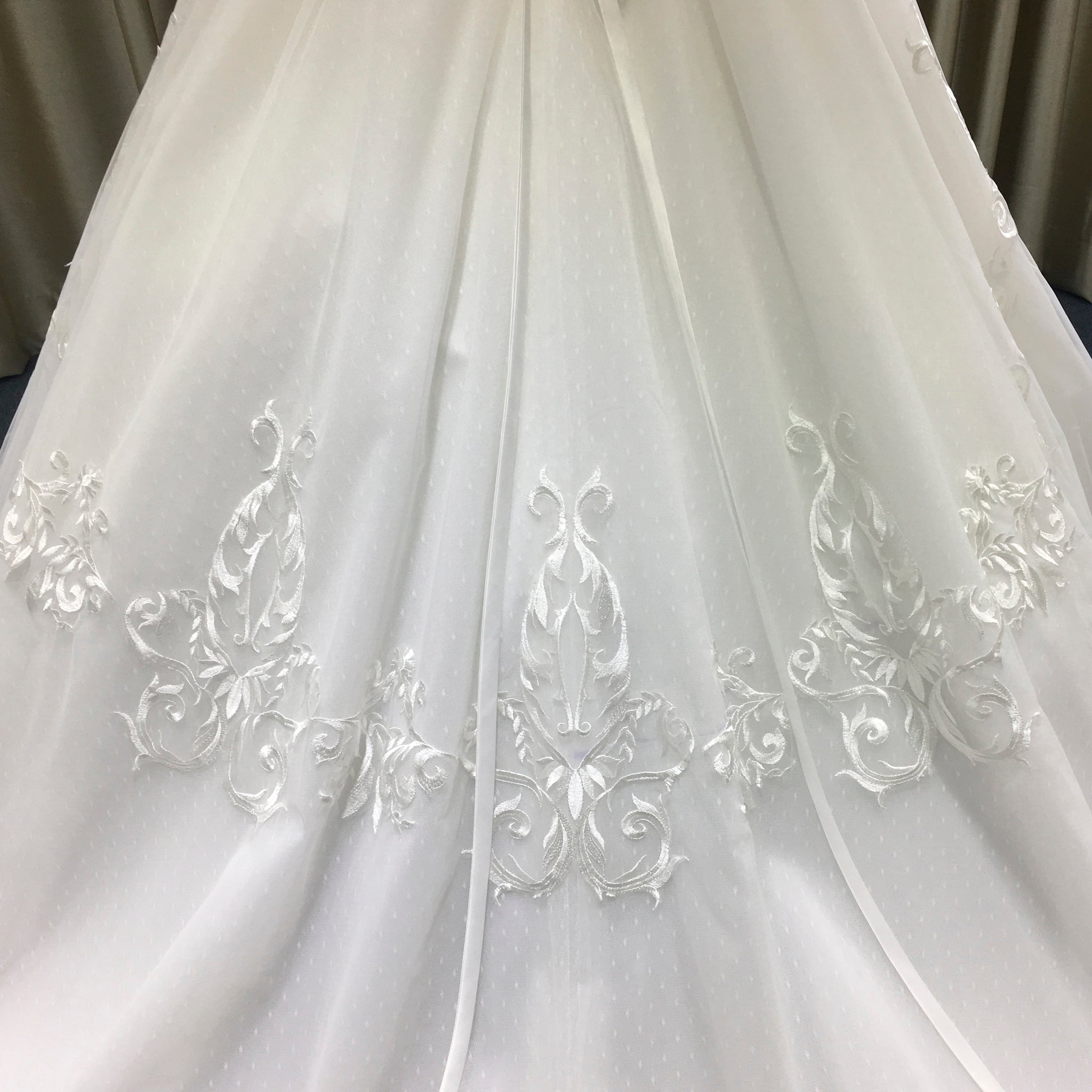 Elegant Floral Lace Ball Gown Wedding Dress with Curved Neckline - Rosymae