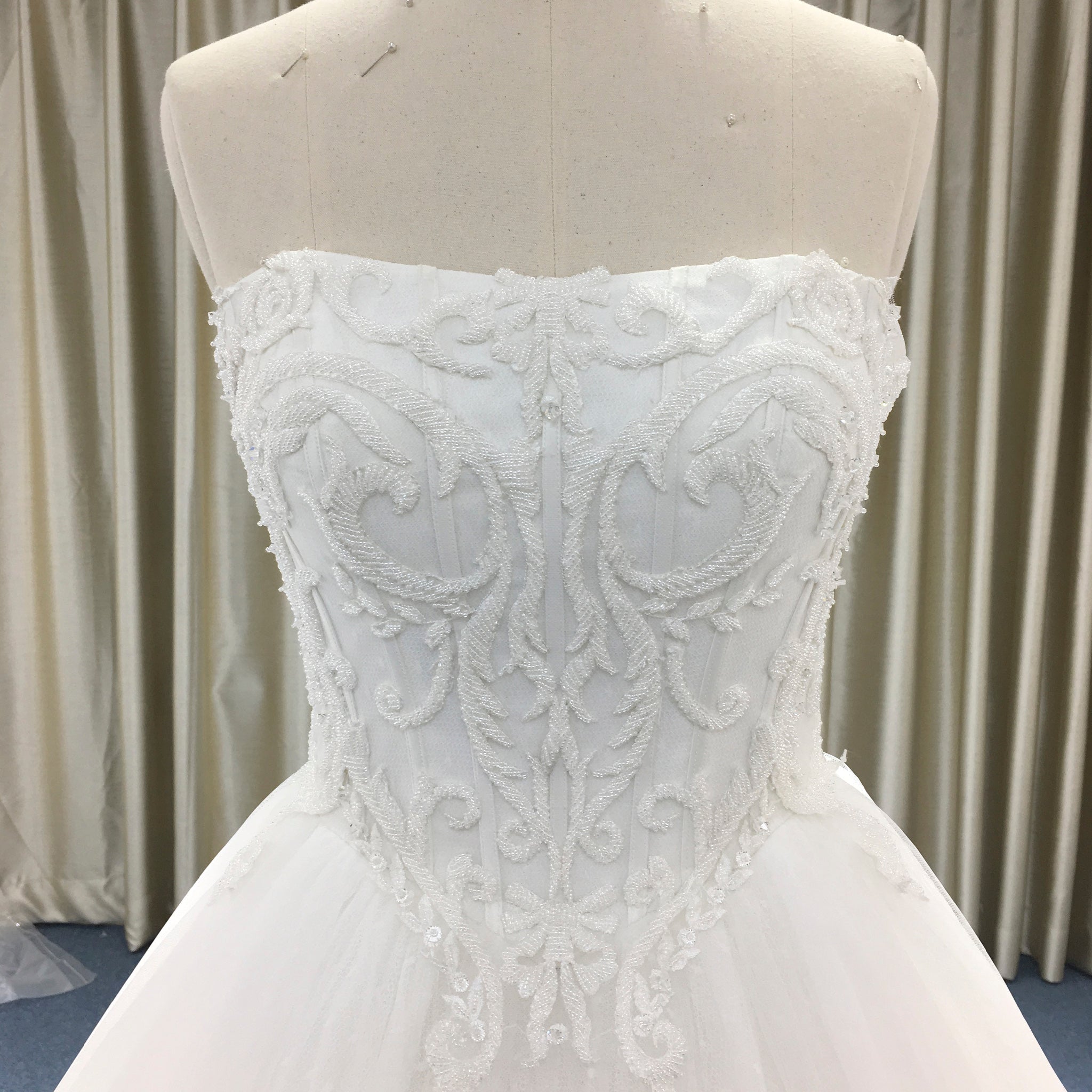 Elegant Floral Lace Ball Gown Wedding Dress with Curved Neckline - Rosymae