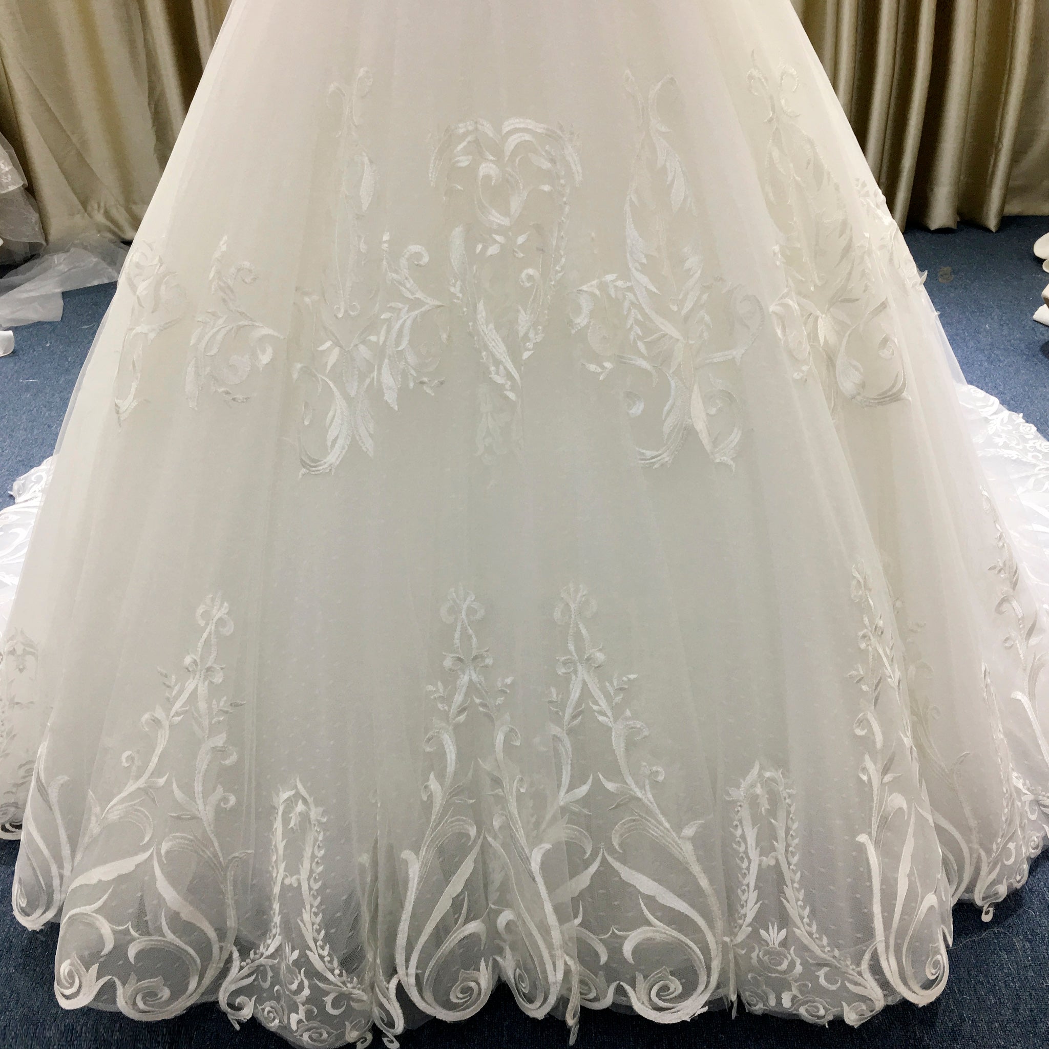 Elegant Floral Lace Ball Gown Wedding Dress with Curved Neckline - Rosymae