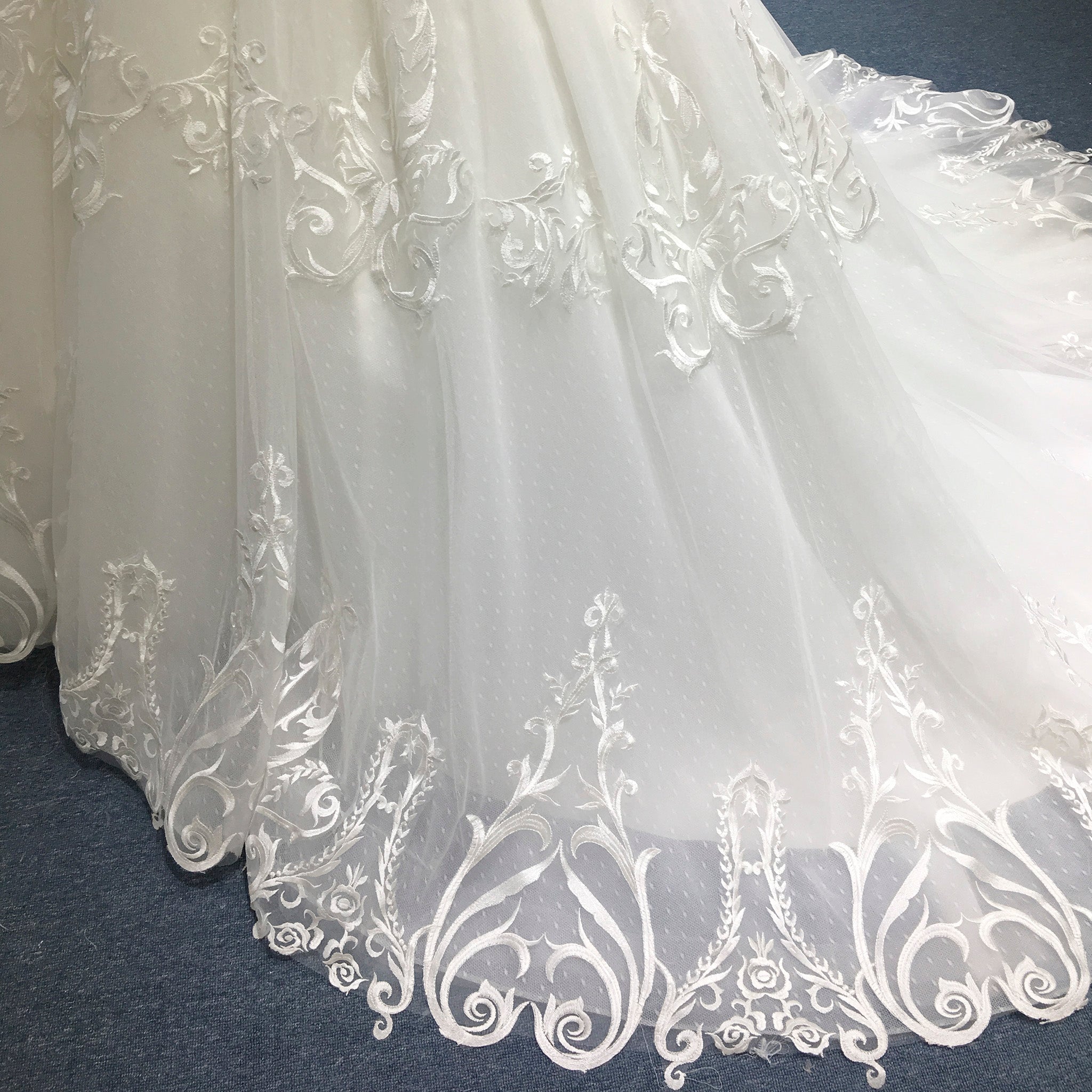 Elegant Floral Lace Ball Gown Wedding Dress with Curved Neckline - Rosymae