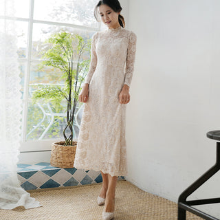 Vintage-inspired Collar Neck Floral Lace Midi Wedding Dress with Long Sleeve