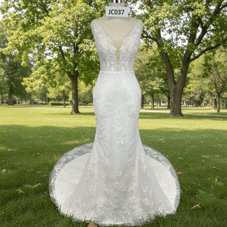 Elegant Luxury Plunging Neck Mermaid Lace Wedding Dress - Rosymae