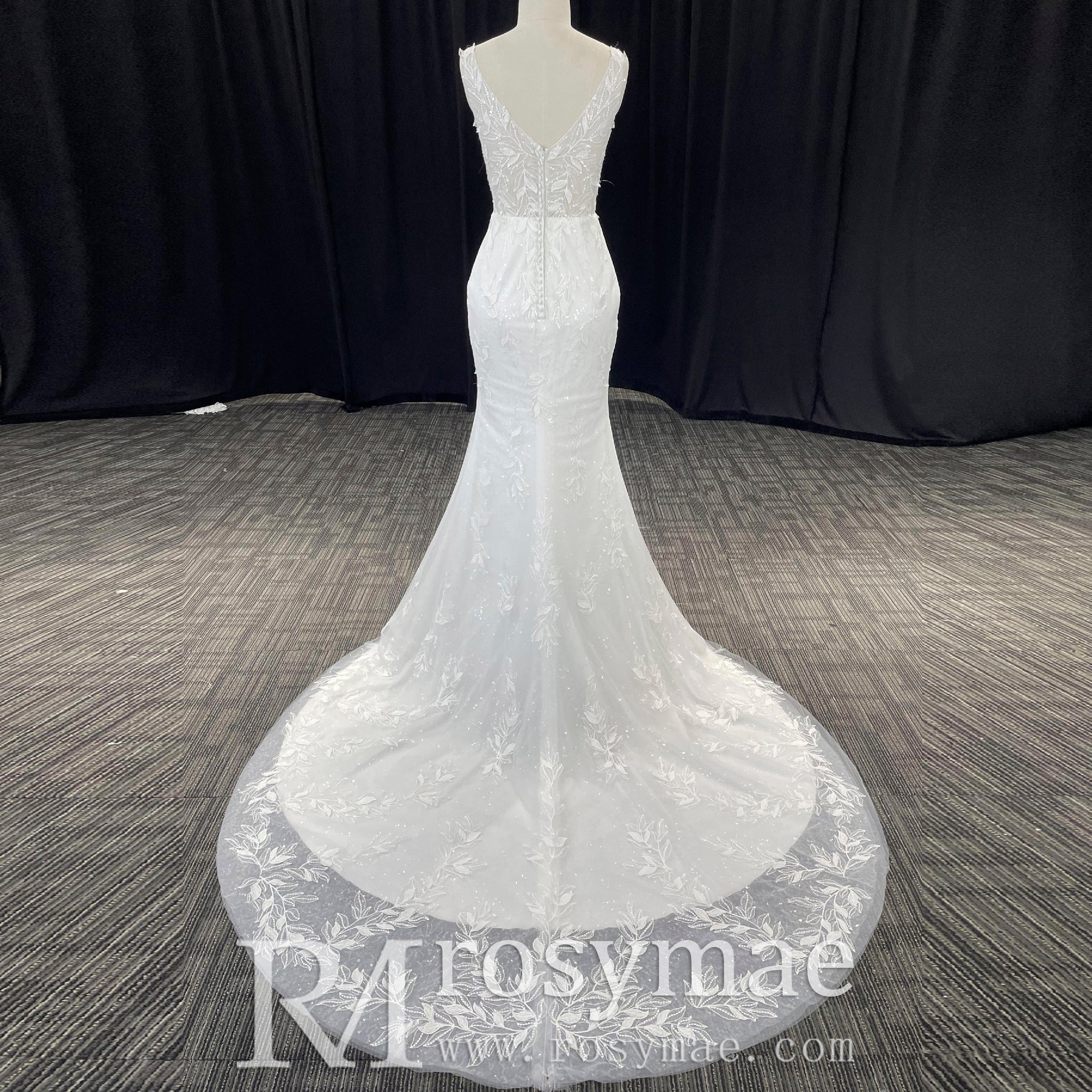 Elegant Luxury Plunging Neck Mermaid Lace Wedding Dress - Rosymae