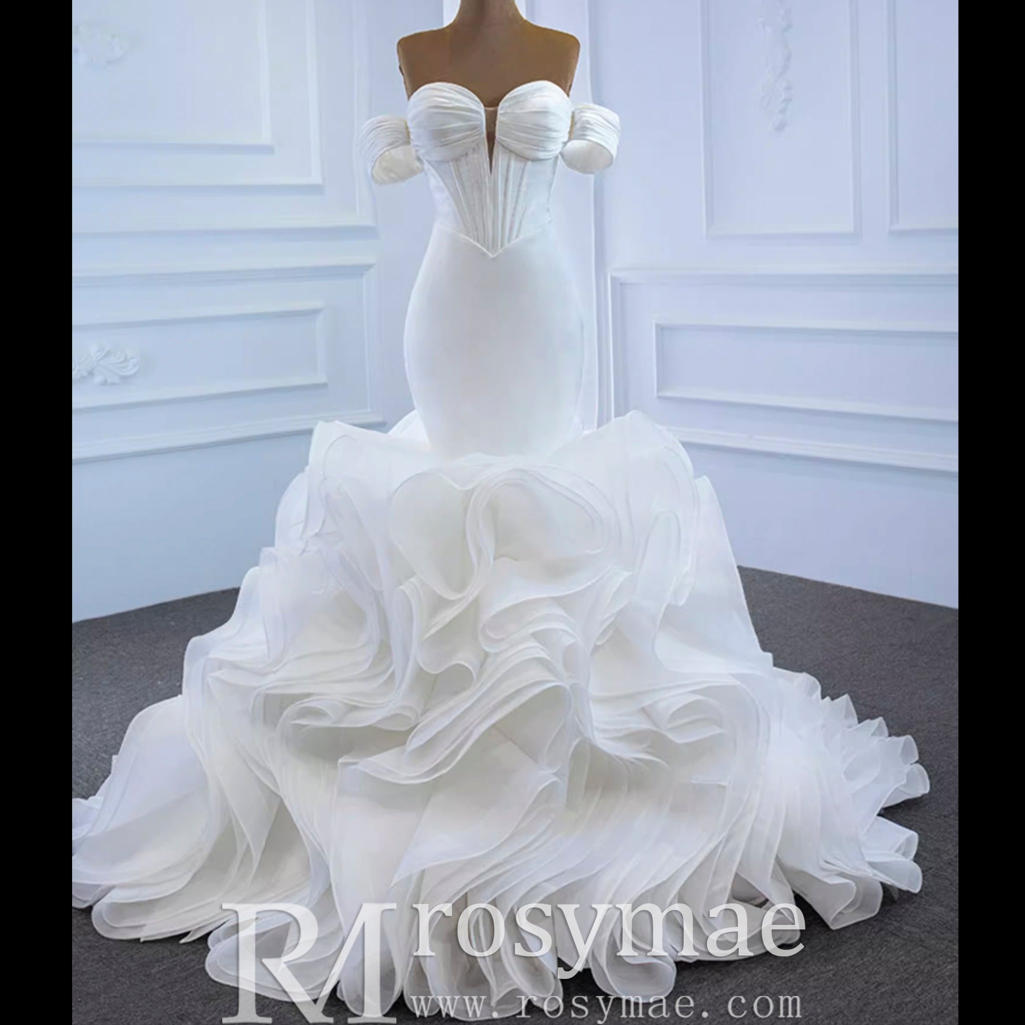 Elegant Ruffle Skirt Trumpet Wedding Dress with Detachable Sleeves - Rosymae