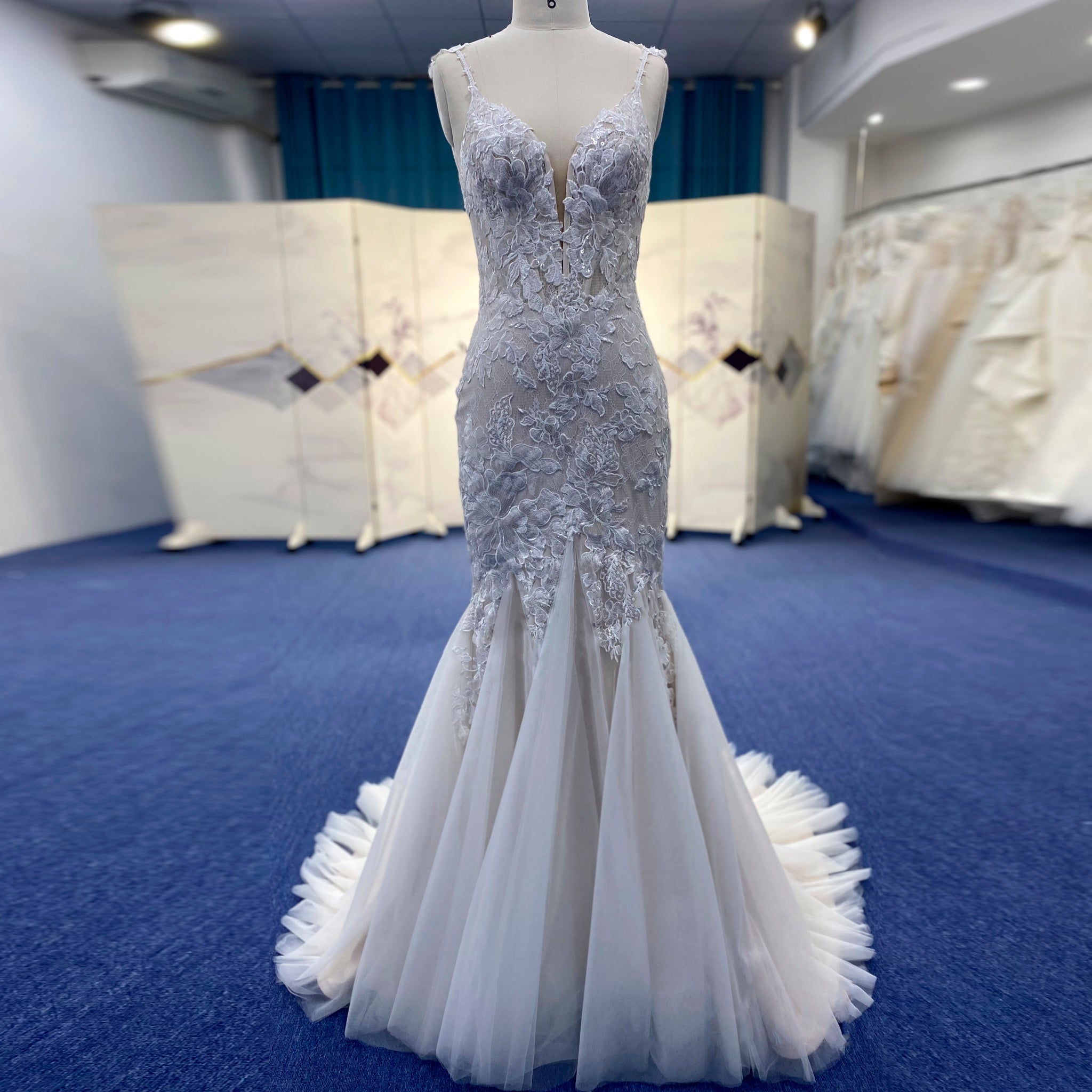 Elegant Spaghetti Strap Mermaid Tulle Lace Wedding Dress - Rosymae