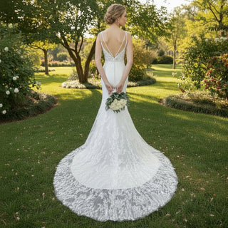 Elegant Spaghetti Strap Plunging V-neckline Lace Mermaid Wedding Dress - Rosymae