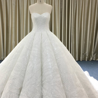 Elegant Sweetheart Neck Ball Gown Lace Wedding Dress Cathedral Train - Rosymae