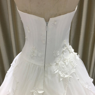 Elegant Sweetheart Strapless Ball Gown Wedding Dress 3D Flowers - Rosymae