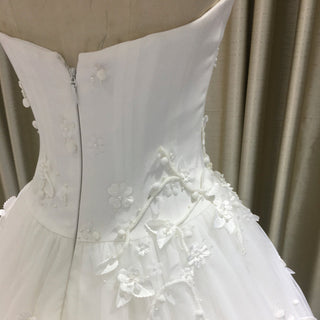 Elegant Sweetheart Strapless Ball Gown Wedding Dress 3D Flowers - Rosymae