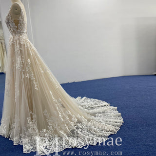 Elegant Tulle and Lace A-line Wedding Dress with Vneck - Rosymae