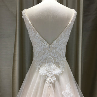 Elegant V-neck A-line Lace Appliqued Wedding Dress with Low Back - Rosymae