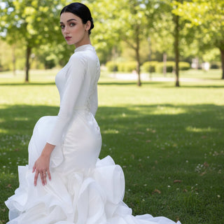 Elegant White Mermaid Ruffle Wedding Dress with Long Sleeves - Rosymae