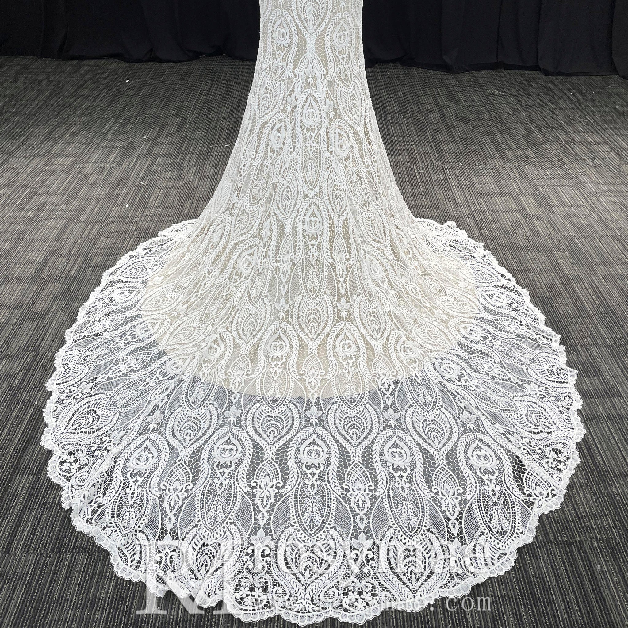 Elegant Women's Floral Lace Wedding Mermaid Dress with Vneck - Rosymae