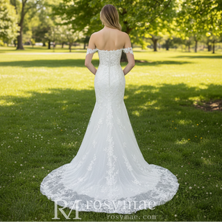 Off the Shoulder Lace Trumpet Wedding Dresses with Sweetheart Neck