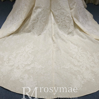 Vintage Off the Shoulder Trumpet Wedding Dress with Floral Lace Appliqued