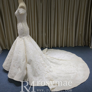 Vintage Off the Shoulder Trumpet Wedding Dress with Floral Lace Appliqued