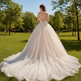 Gorgeous Ballgown V-neck Tulle Wedding Dress with Lace Appliques - Rosymae