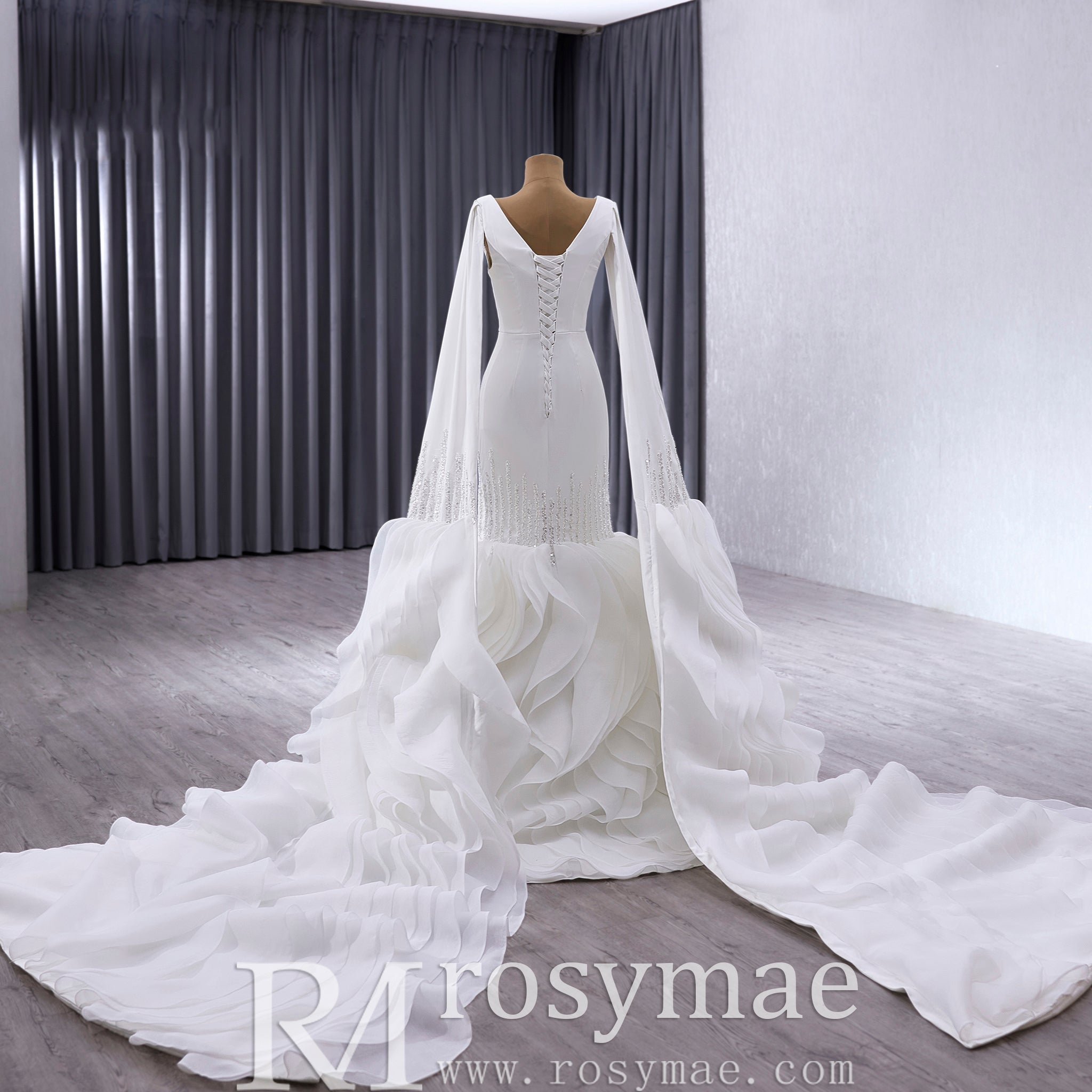 High-end Unique Ruffles Trumpet Wedding Dress With Long Sleeve - Rosymae