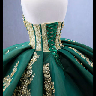 High-end Vintage Pearl Sequins Ruffles Prom Dress Quinceanera Gown - Rosymae