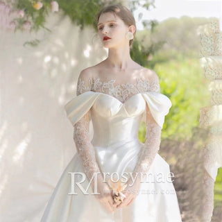 Sheer Lace Sleeve O-neck Satin Wedding Dress with Slit