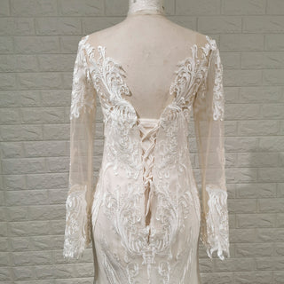 Robe de mariée sirène élégante en dentelle champagne clair à manches longues