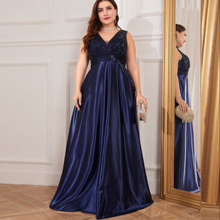 Long Maxi Dress Formal Prom Gown With V-Neckline And Pockets - Rosymae