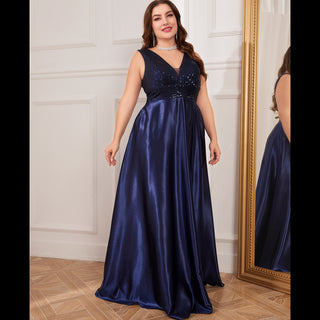 Long Maxi Dress Formal Prom Gown With V-Neckline And Pockets - Rosymae