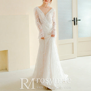 Long Sleeve Lace Sheath & Form Fitting Wedding Dresses