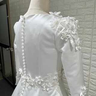 A-line Satin 3D Petals Wedding Dresses with Long Sleeve