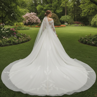 Elegant Long Sleeve Light Champange Wedding Dress with Keyhole Back