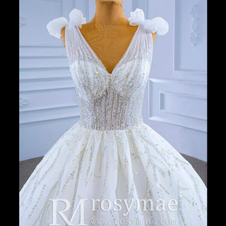 Luxury Tulle Ball Gown Wedding Dresses with V-neck - Rosymae