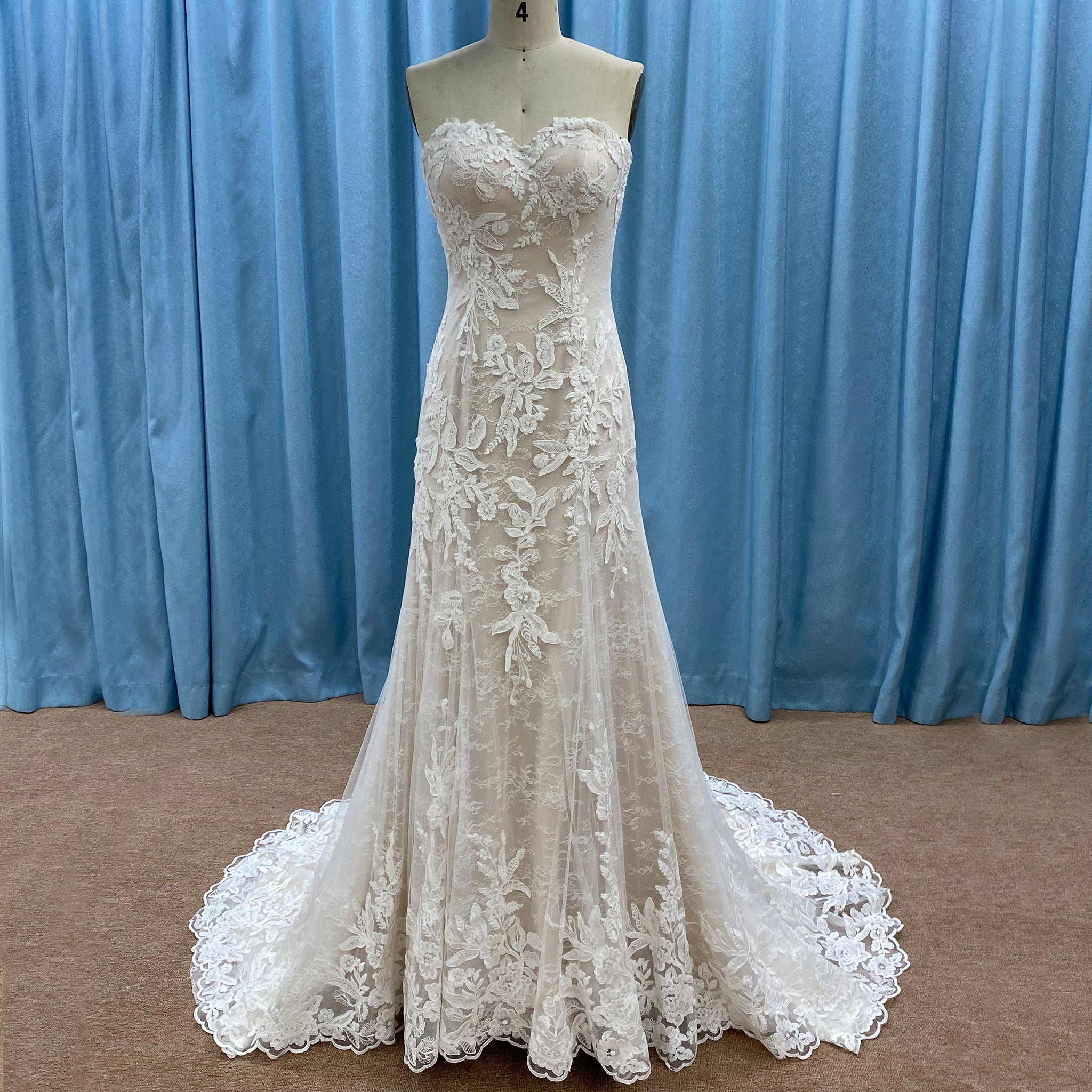 Trendy Strapless Fit and Flare Lace Wedding Dress Sweetheart Neck As Picture / 18W Trendy Strapless Fit and Flare Lace Wedding Dress Sweetheart Neck As Picture / 18W